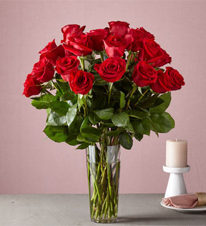 The FTD® Long Stem Red Rose Bouquet Flower Bouquet