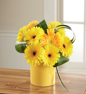 The FTD® Sunny Surprise™ Bouquet Flower Bouquet