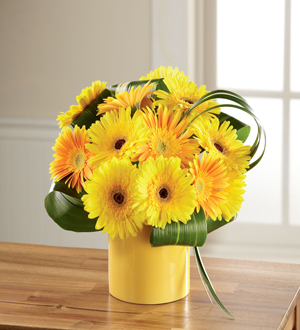 The FTD® Sunny Surprise™ Bouquet Flower Bouquet