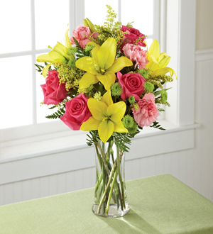 The FTD® Bright & Beautiful™ Bouquet Flower Bouquet