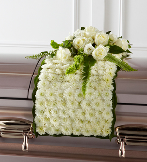 The FTD® Blanket of Flowers™ Flower Bouquet