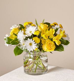 The FTD® Sunny Sentiments™ Bouquet Flower Bouquet