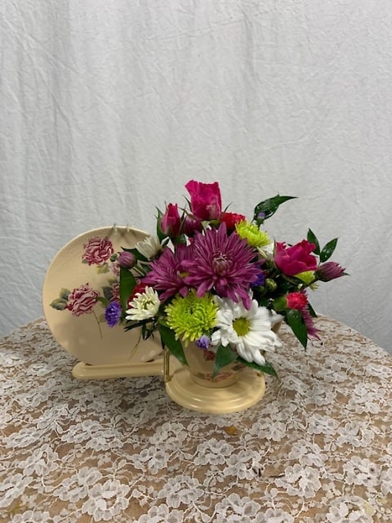 Teacup and saucer Flower Bouquet