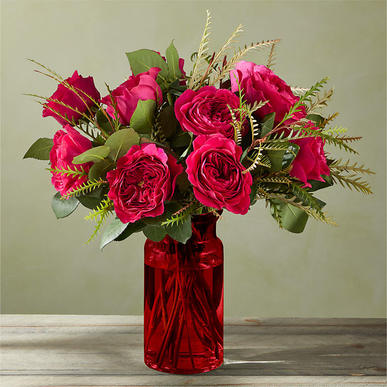 Pink Garden Rose Bouquet with Red Vase