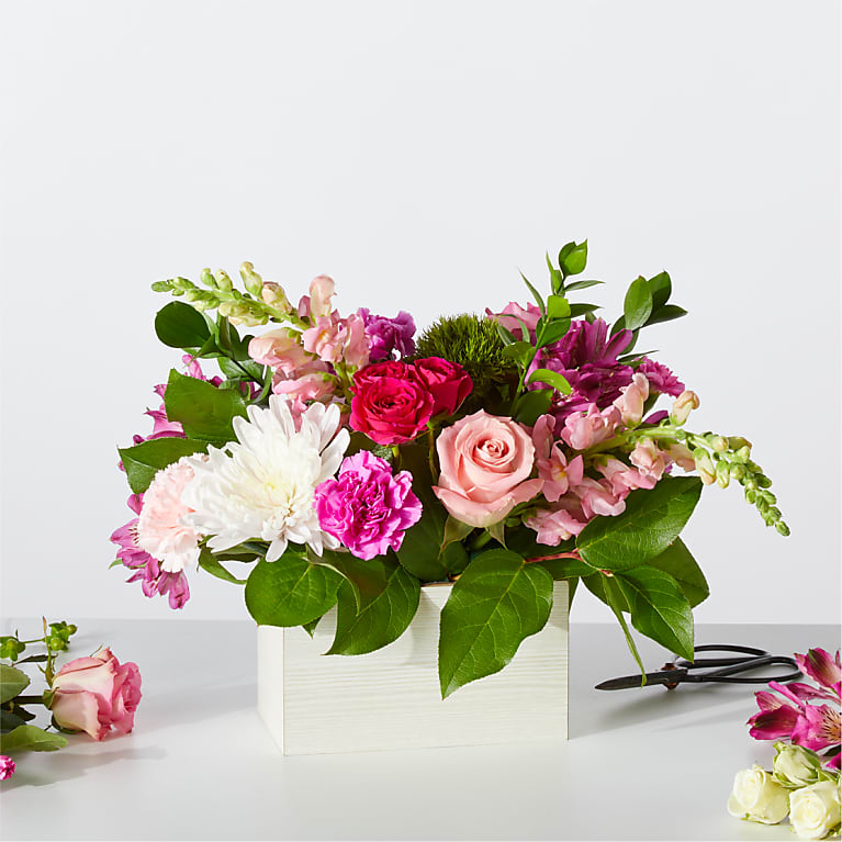 Sweetberry Box – A Florist Original Flower Bouquet