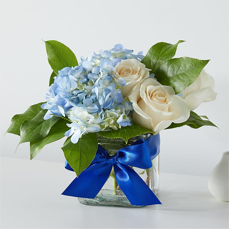 Sky Blue Delight Bouquet Flower Bouquet